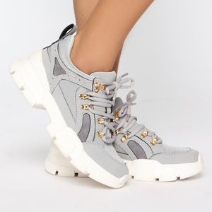 Fashion Nova Sneaker.